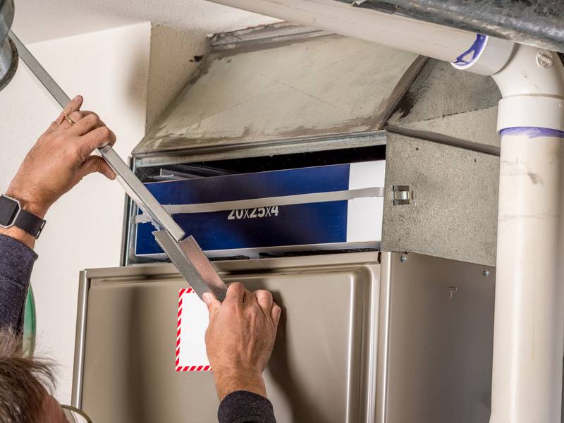 What Are Common Signs That I Need a Furnace Repair?